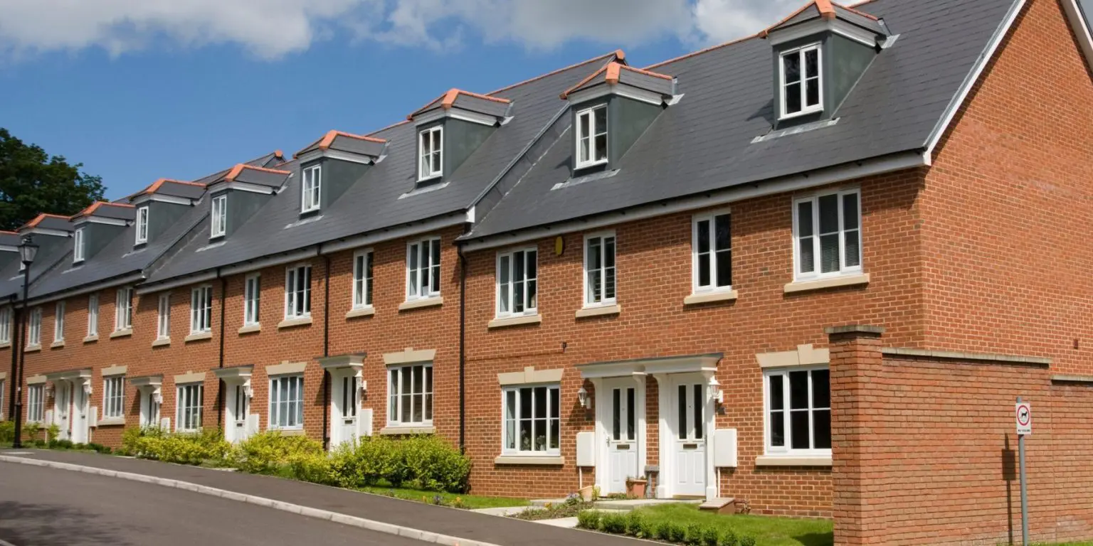 snag-surgeon-manchester-north-west-row-houses2